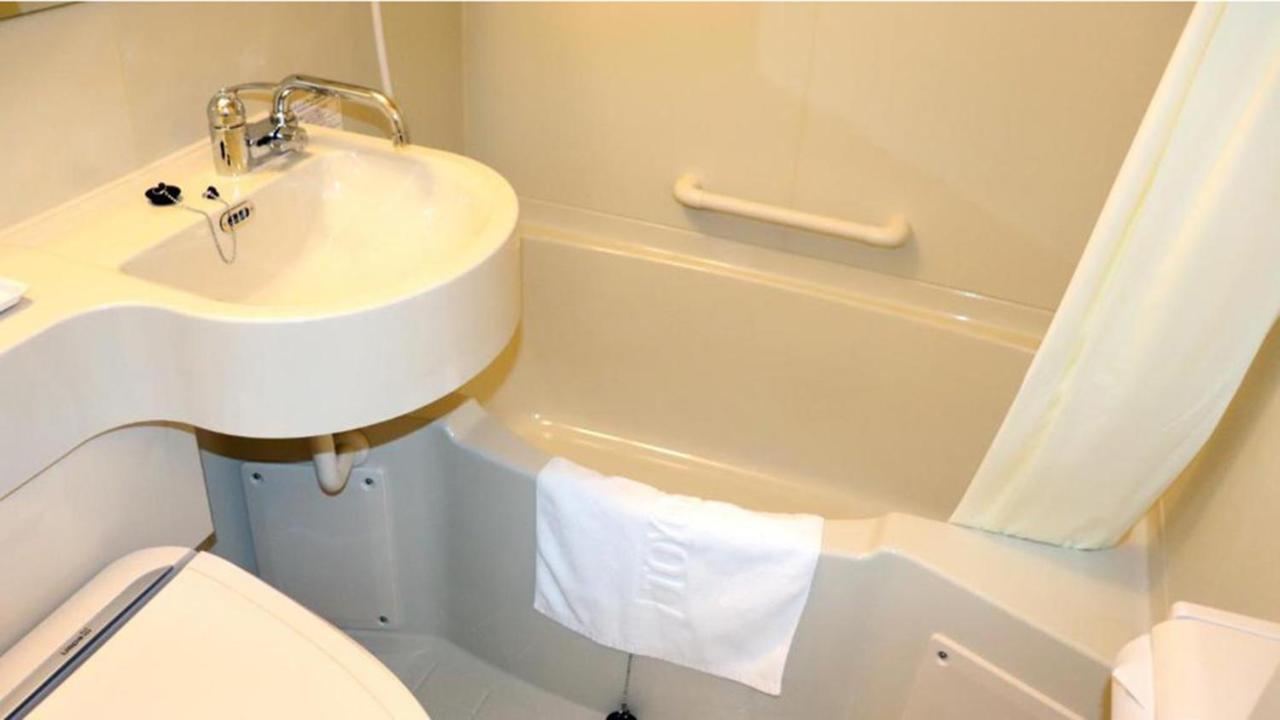 Toyoko Inn Hokkaido Hakodate Ekimae Daimon Bagian luar foto